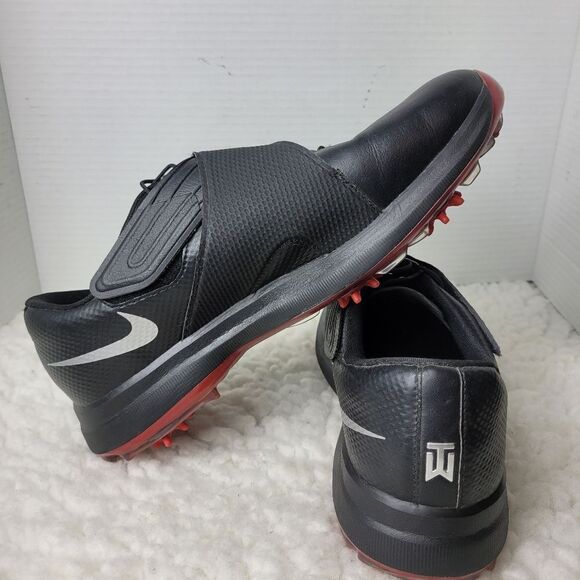 Nike Men\'s Black and Red Shoes main image 8